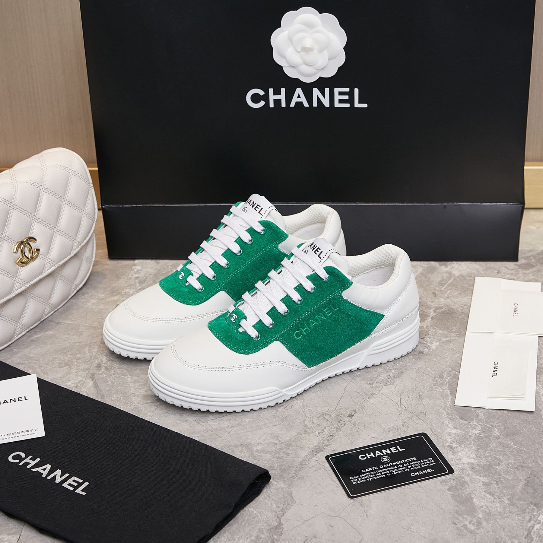 シャネル「Chanel」トップカジュアルスニーカー