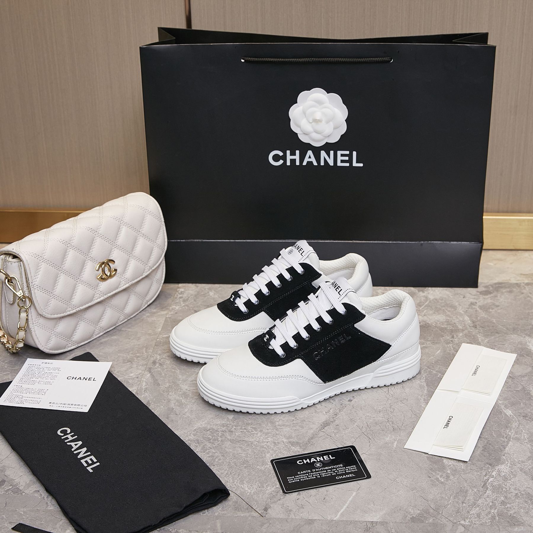 シャネル「Chanel」トップカジュアルスニーカー