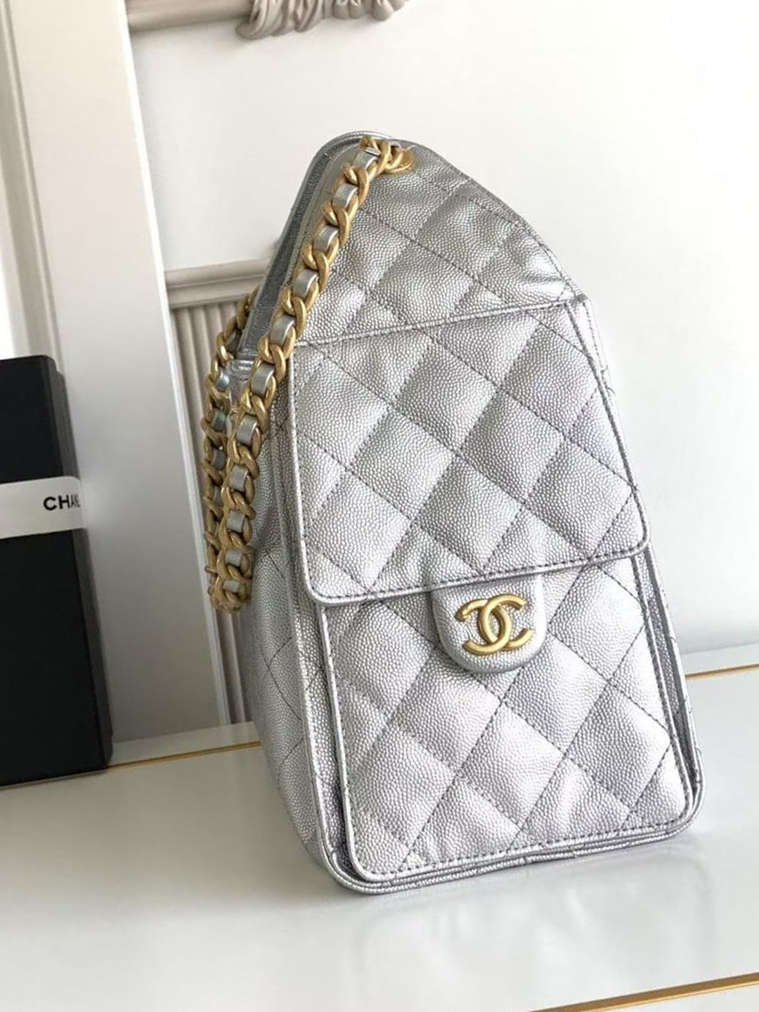 シャネル「Chanel」2025年春夏 CHANEL 25 スモール ハンドバッグ 9色