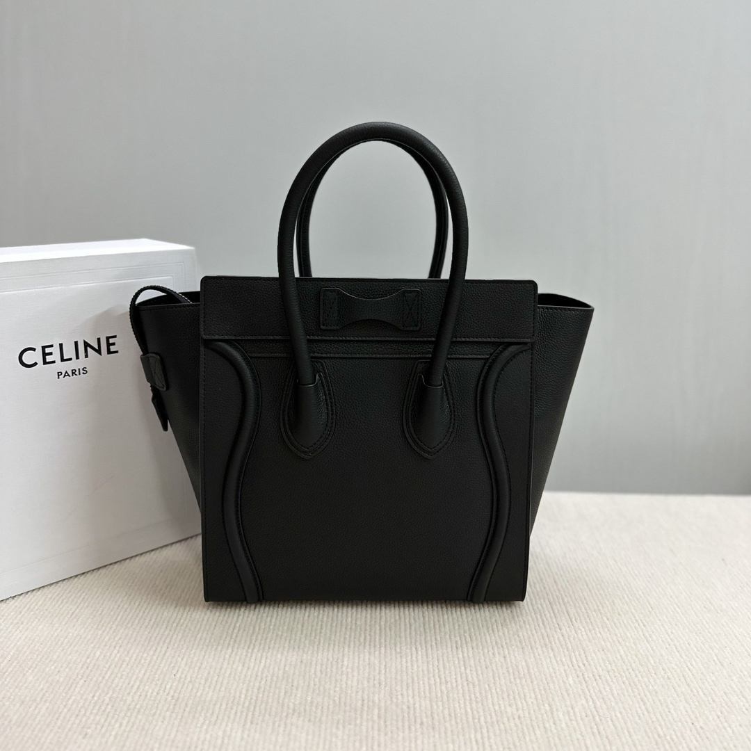 セリーヌ「Celine」Luggage ダイヤモンド柄笑顔バッグ