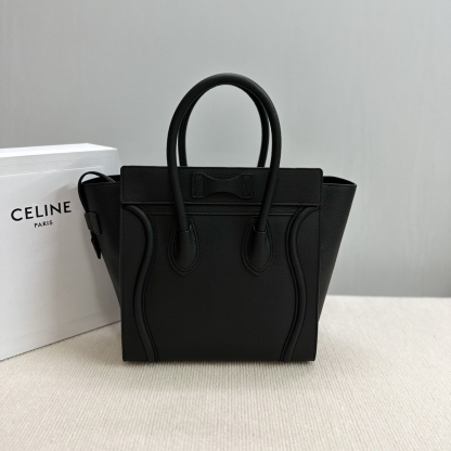 セリーヌ「Celine」Luggage ダイヤモンド柄笑顔バッグ