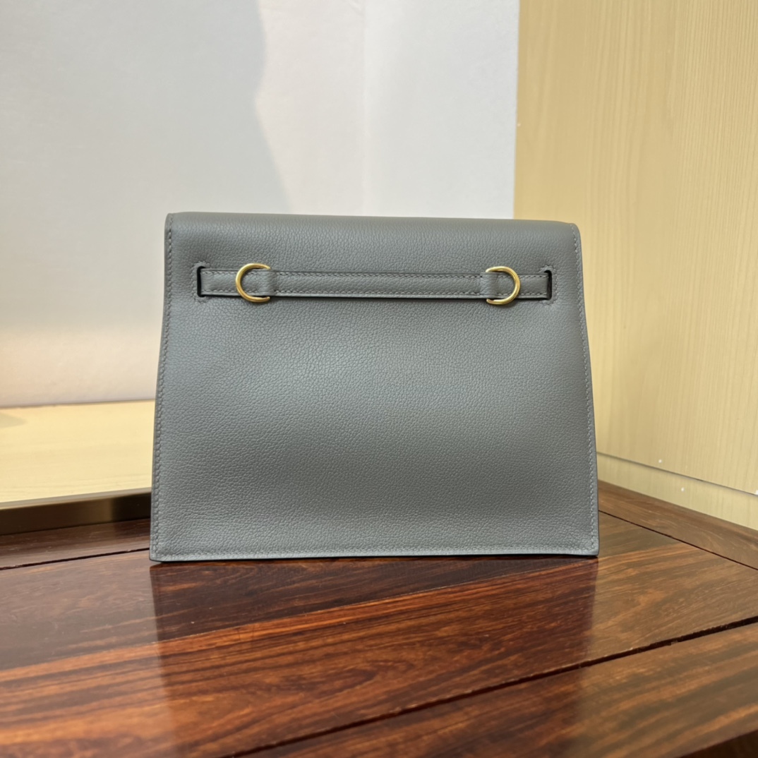 エルメス「Hermès」ケリーダンス 22 0L エヴァーカーレザー ショルダーバッグ