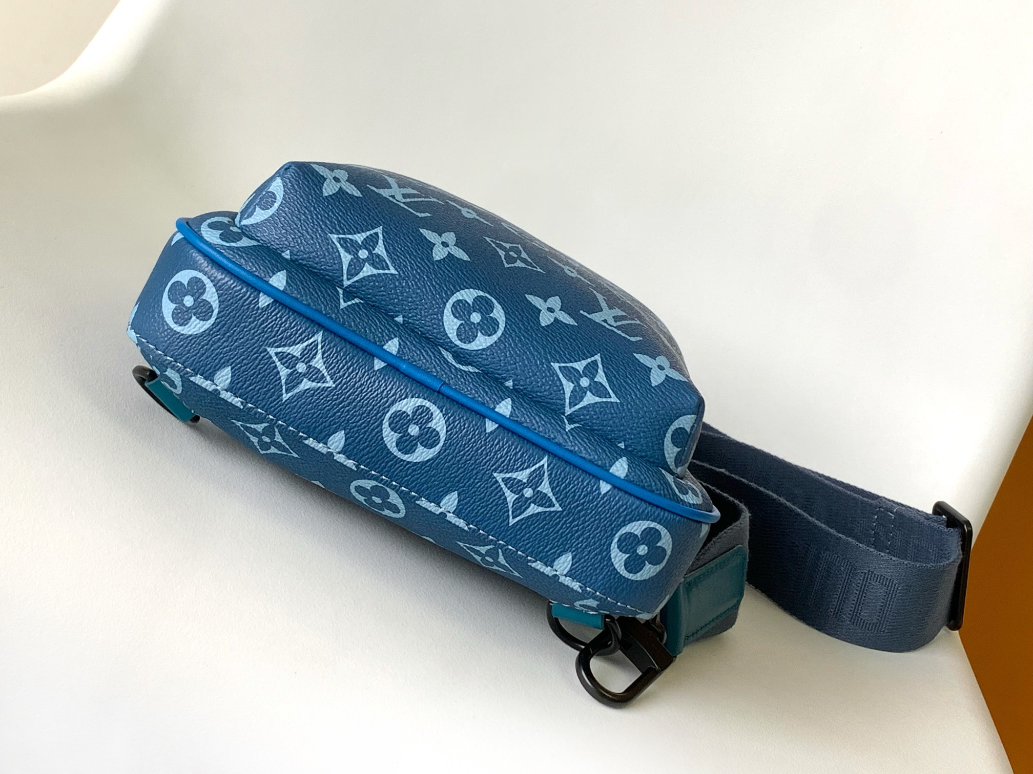 ルイ・ヴィトン「Louis Vuitton」メンズ ウエストバッグ