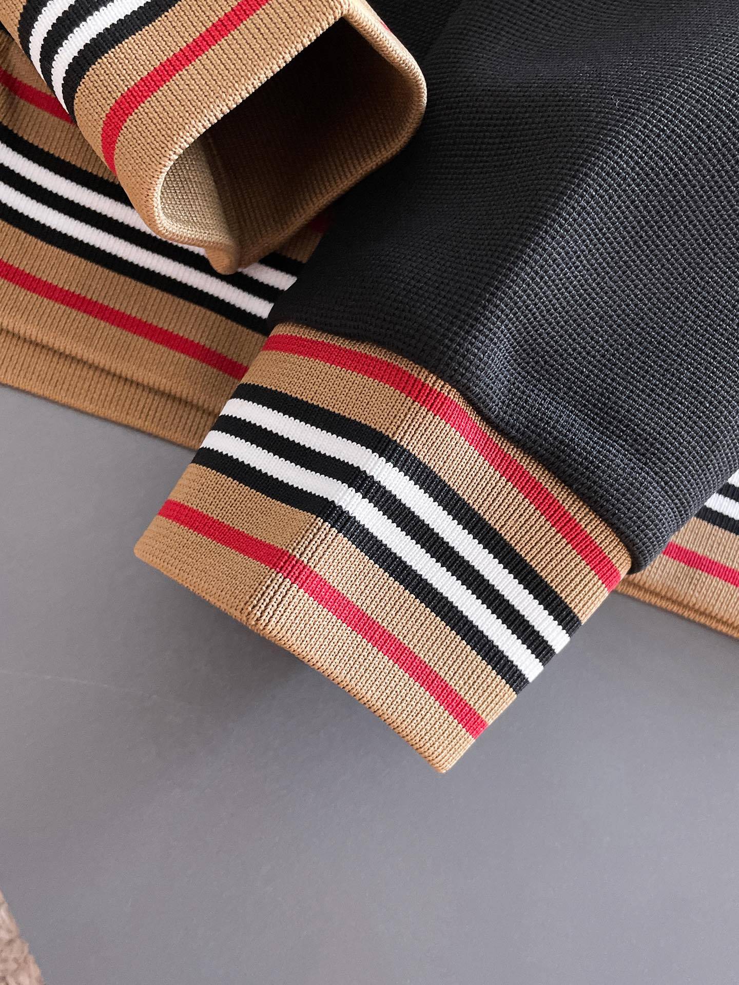 バーバリー「Burberry」秋冬 メンズ  カジュアルスポーツセット