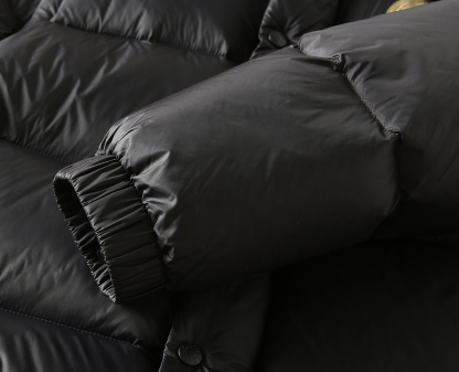 モンクレール「Moncler」秋冬 ダウンジャケット