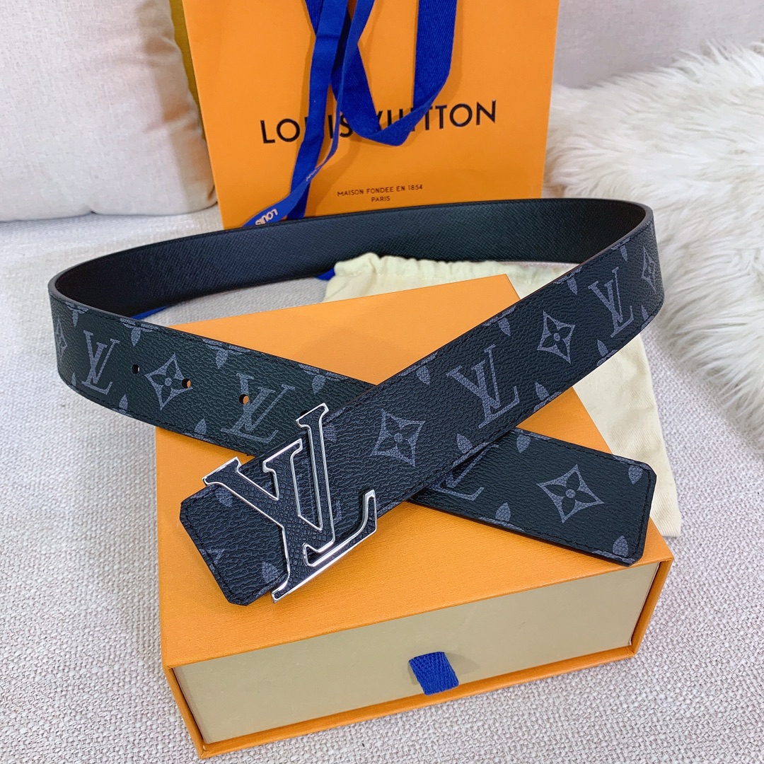 ルイ・ヴィトン「Louis Vuitton」ベルト･LV イニシャル 40MM