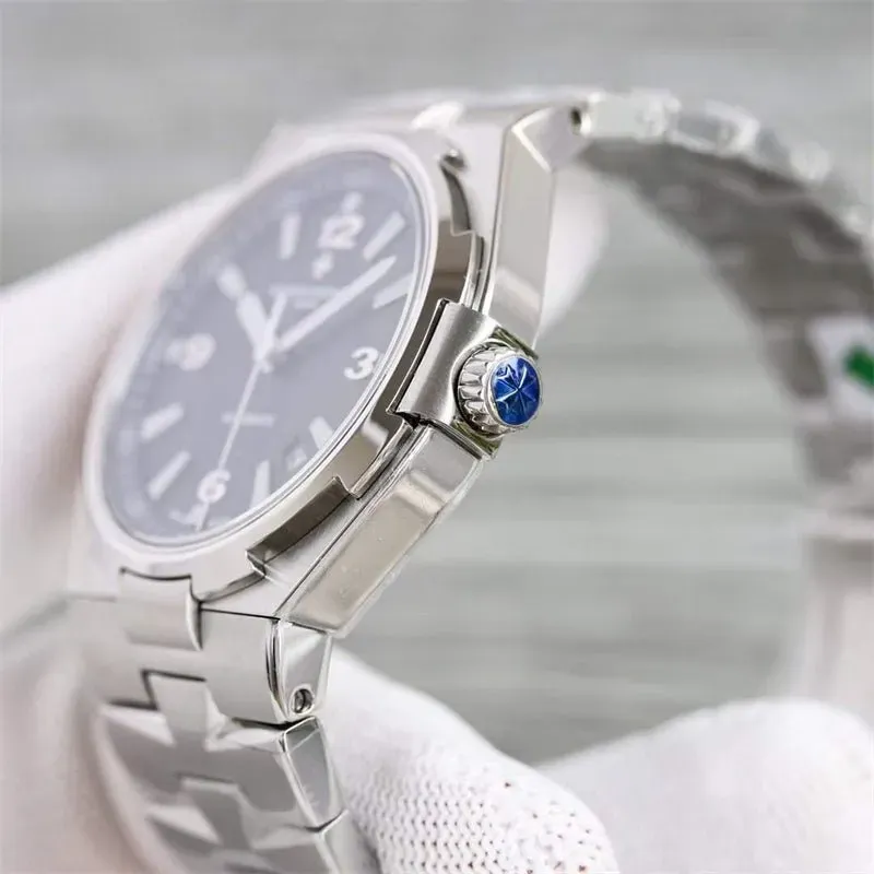 ヴァシュロン コンスタンタン「Vacheron Constantin」Overseas 腕時計42MM