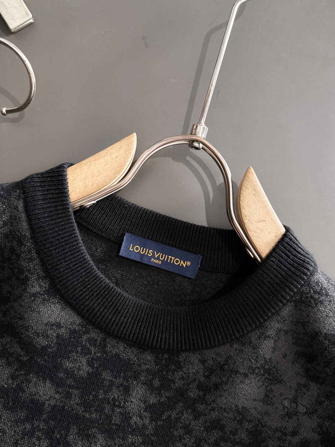 ルイ・ヴィトン「Louis Vuitton」秋冬 メンズ  クルーネックニット