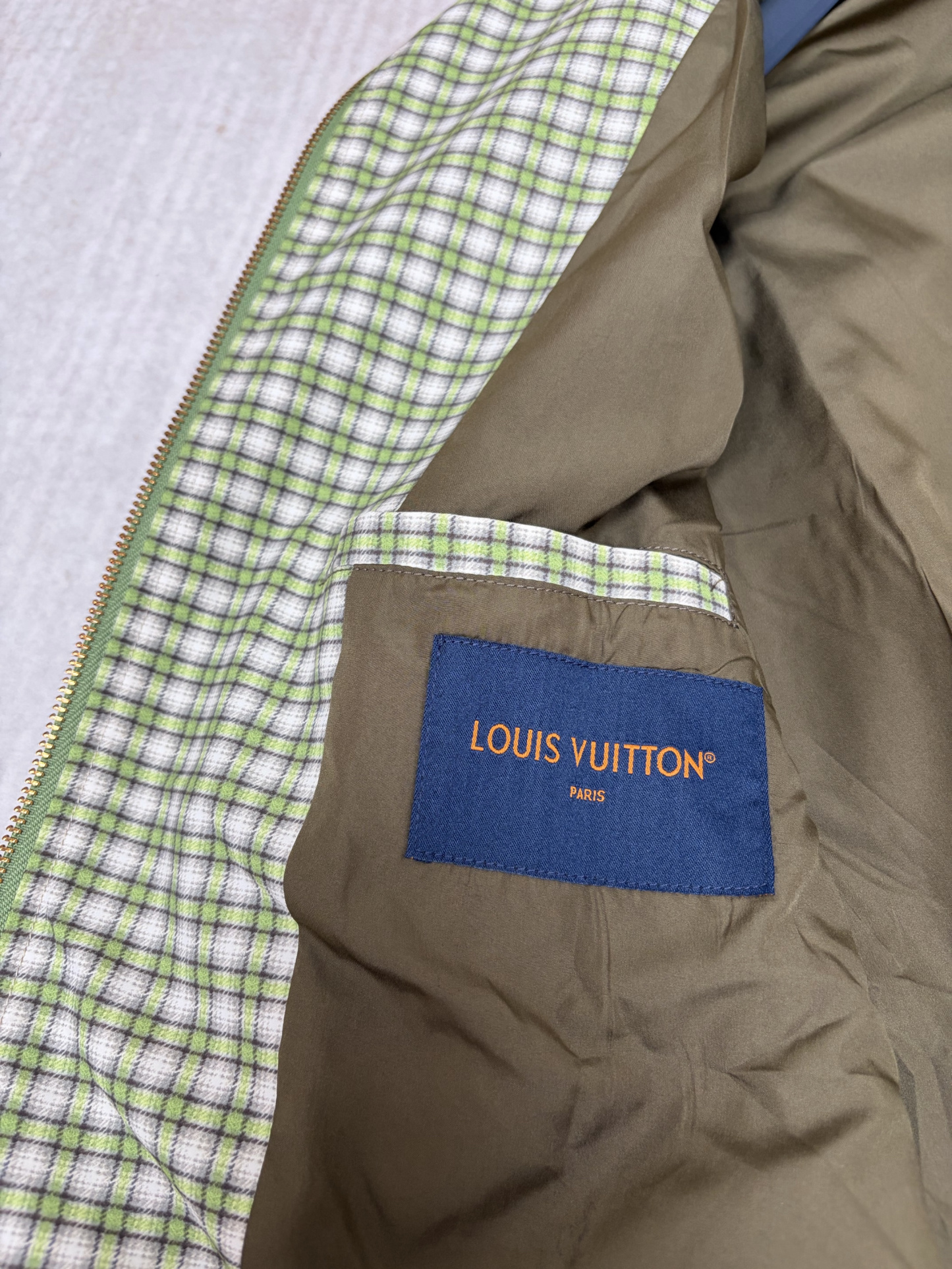 ルイ・ヴィトン「Louis Vuitton」ルイ・ヴィトン チェック柄グラデーション ハリントンジャケット / アウター