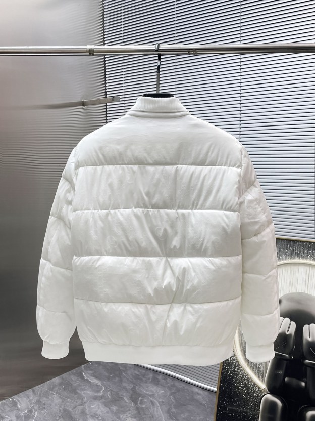 グッチ「Gucci」冬の新作 ラペル付きコットンジャケット