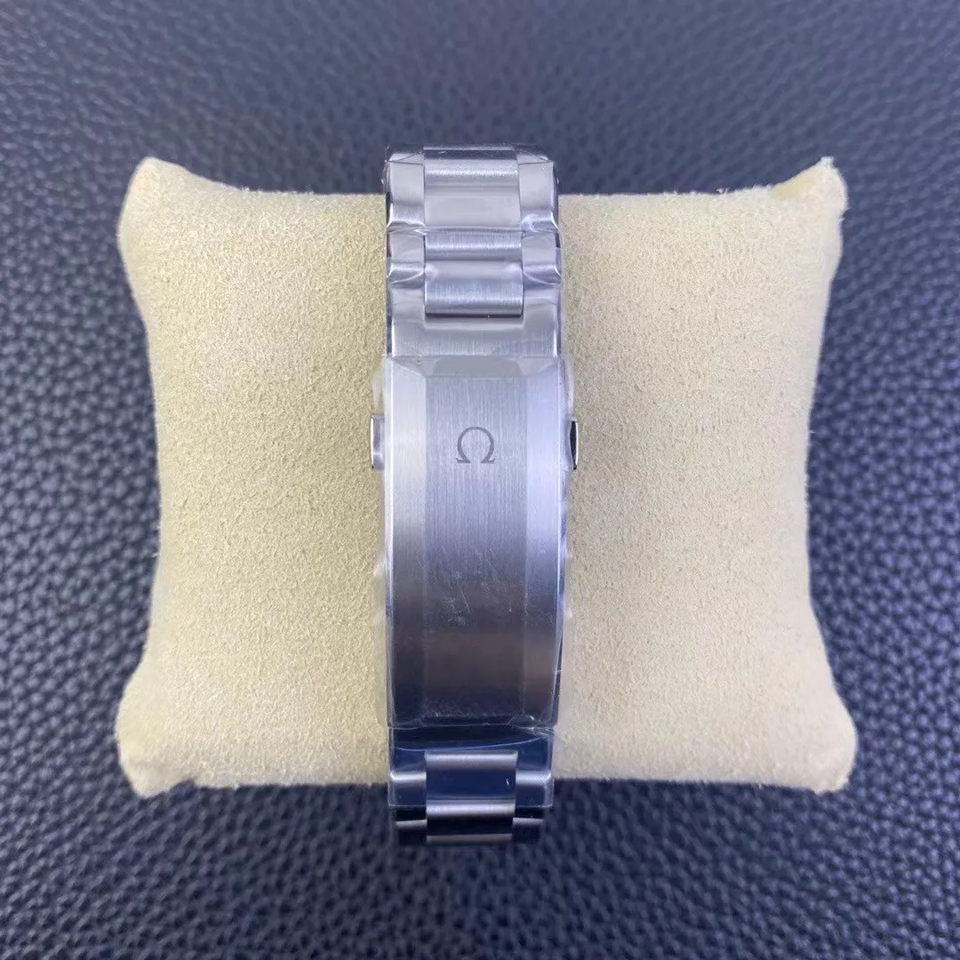 オメガ「Omega」Seamaster Planet Ocean 腕時計46MM