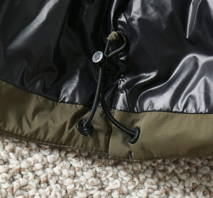 モンクレール「Moncler」秋冬 フード付きダウンジャケット