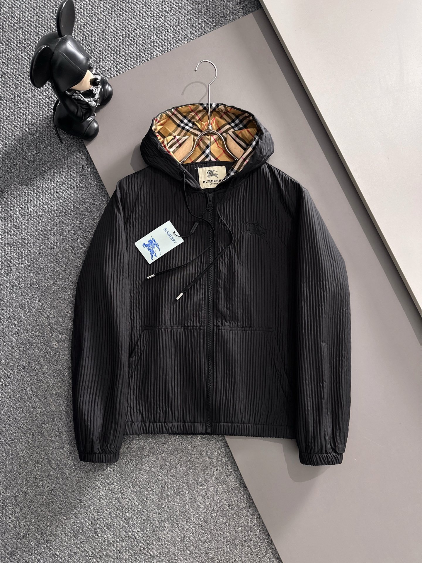 バーバリー「Burberry」秋冬 メンズカジュアルスポーツセット