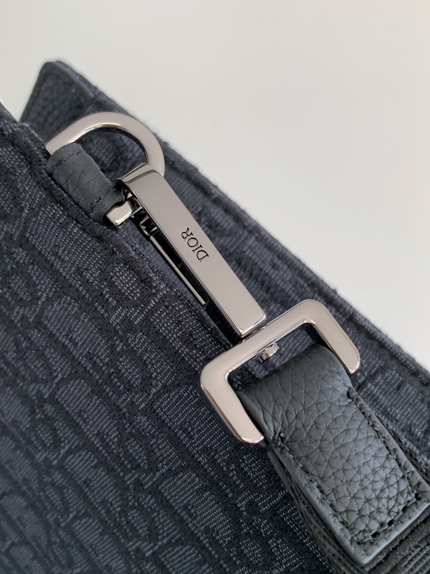 ディオール「Dior」オブリック モチーフ ポーチ