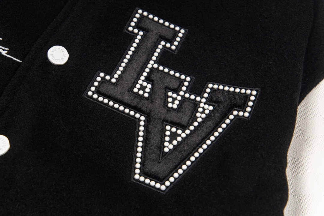 ルイ・ヴィトン「Louis Vuitton」モダンベースボールジャケット