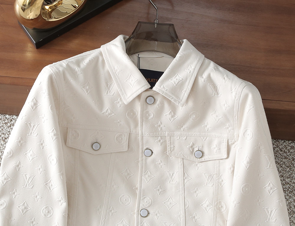 ルイ・ヴィトン「Louis Vuitton」秋冬コレクション クイルテッド ジャケット