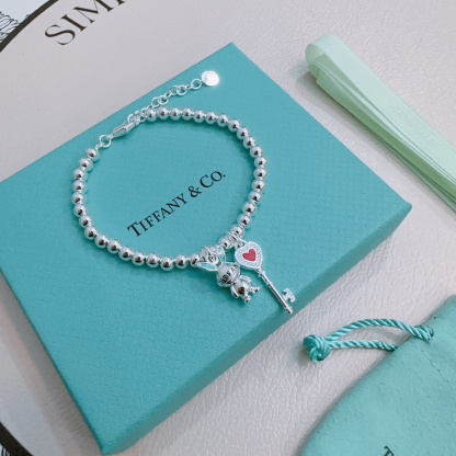 ティファニー「Tiffany & Co.」ポリッシュドシルバーリンク ブレスレット
