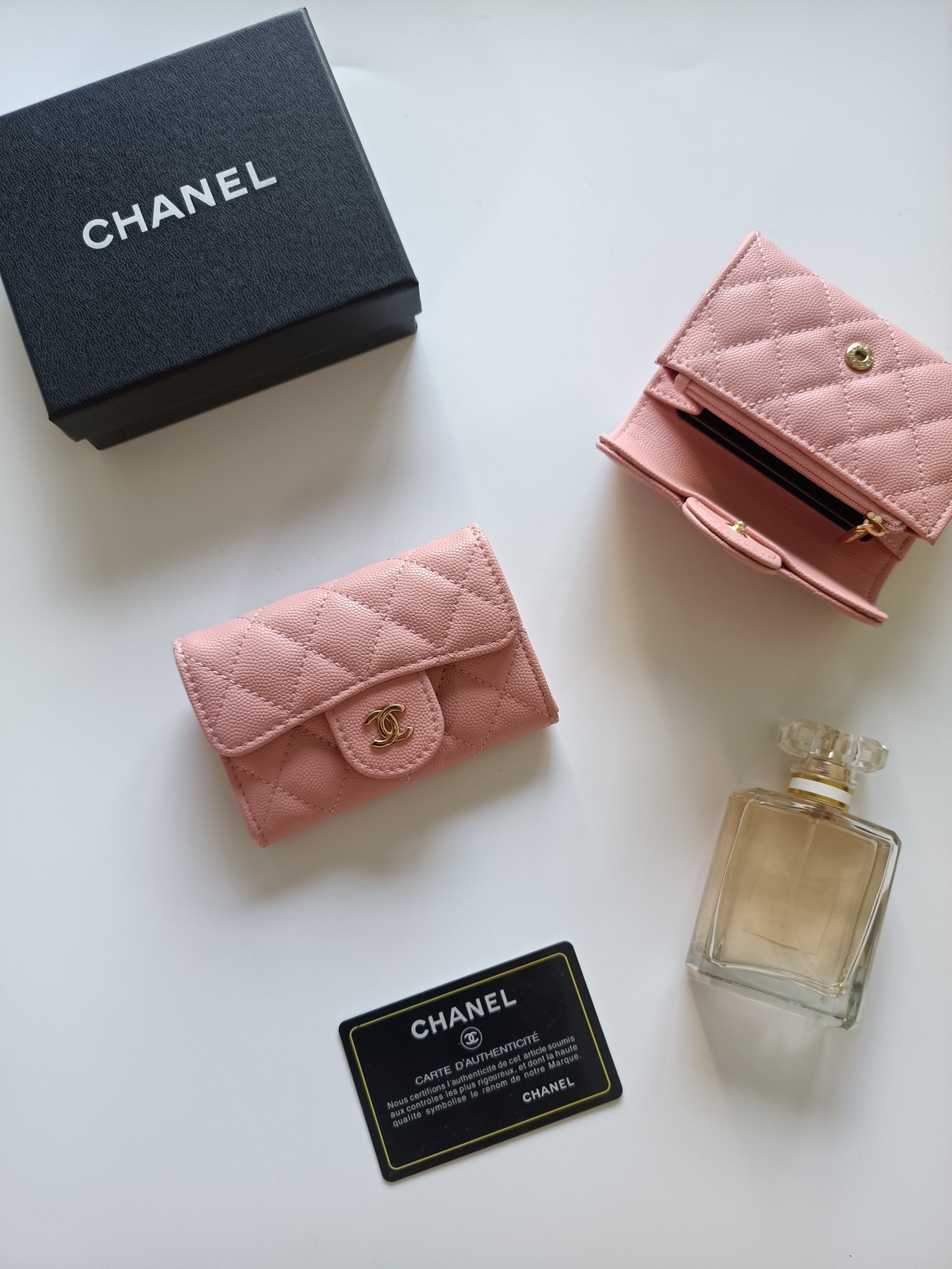シャネル「Chanel」シャネル クラシック ジップ カードホルダー / コインケース