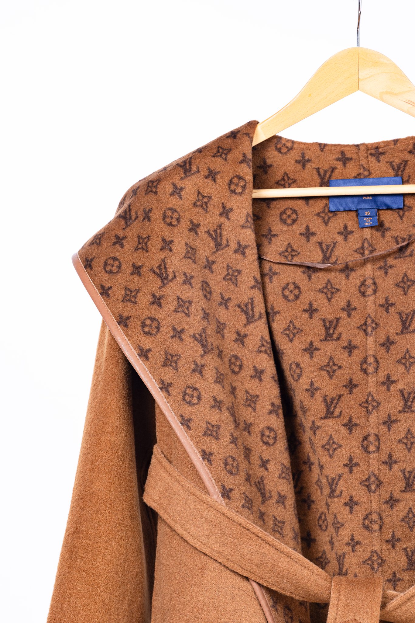 ルイ・ヴィトン「Louis Vuitton」秋冬 レディース ワップルフードロングコート