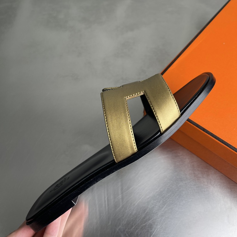 エルメス「Hermès」エルメス オランサンダル / レザースライドサンダル