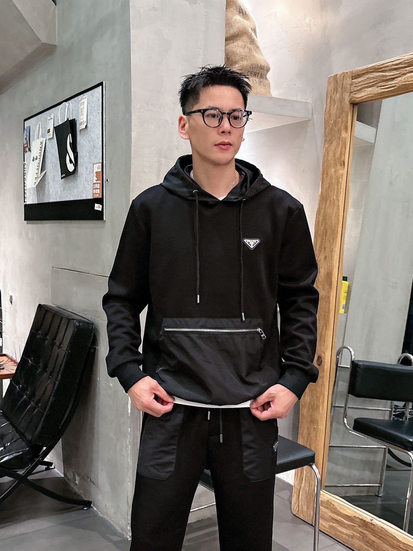 プラダ「Prada」秋冬 メンズ  カジュアルスポーツセット