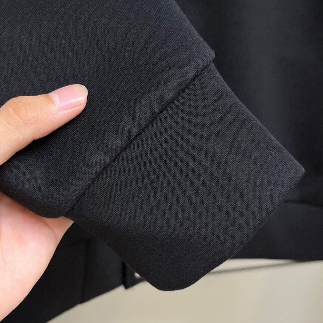 プラダ「Prada」メンズ  カジュアルスポーツセット