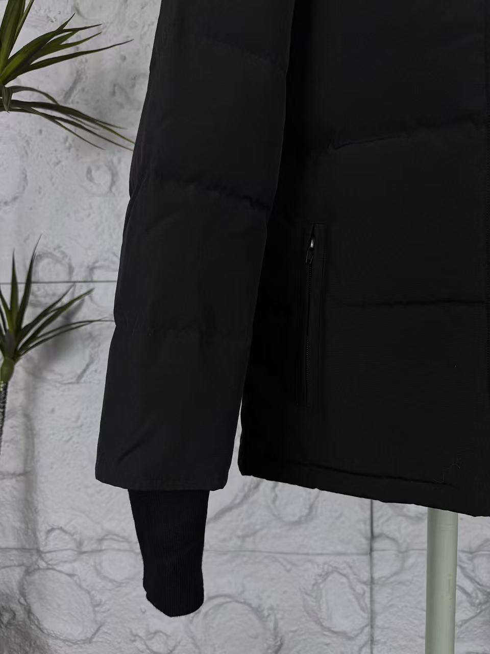 カナダグース「Canada Goose」秋冬フード付きダウンコート