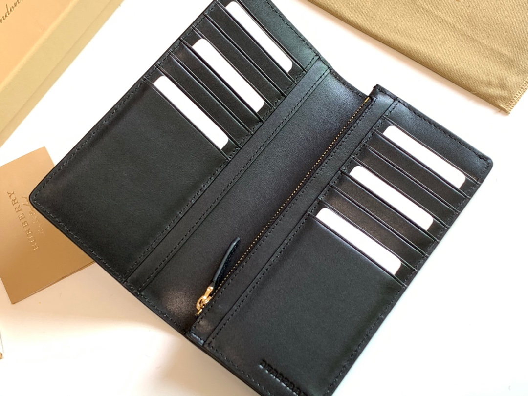 バーバリー「Burberry」London チェック 二つ折り財布