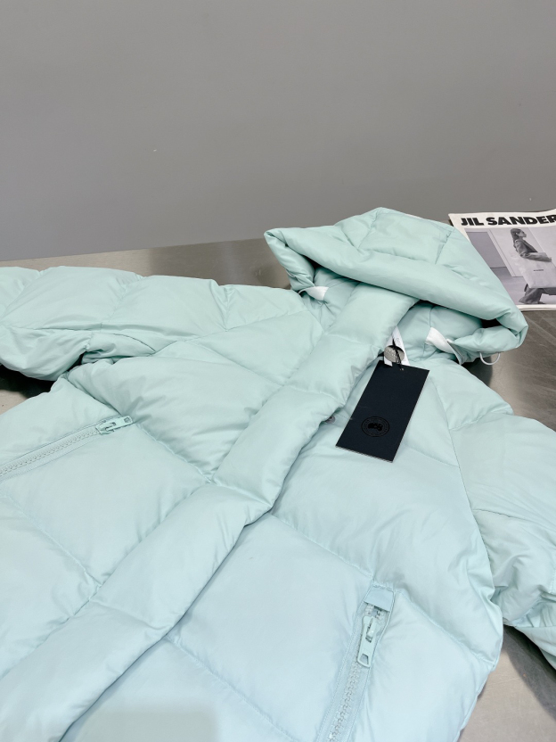 カナダグース「Canada Goose」秋冬フード付きダウンジャケット