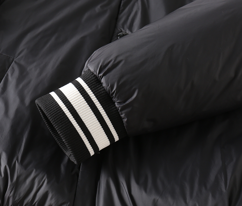 モンクレール「Moncler」秋冬 ダウンジャケット