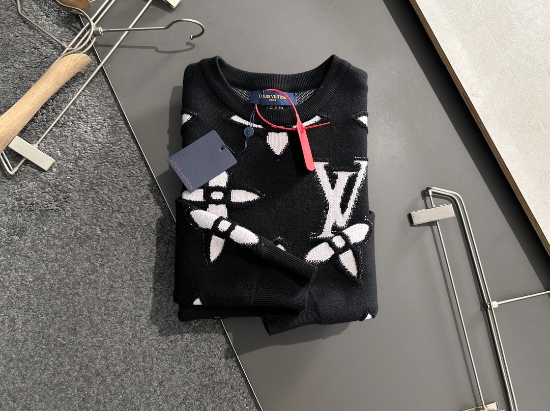 ルイ・ヴィトン「Louis Vuitton」秋冬 メンズ  クルーネックニット