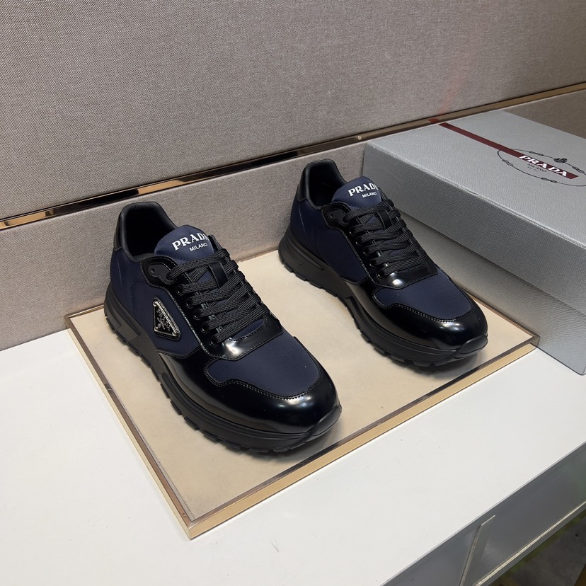 プラダ「Prada」プラダ プレミアムスニーカー (2026年春夏モデル) / レザースニーカー