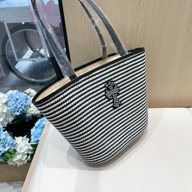 クロムハーツ「Chrome Hearts」ラフィア トートバッグ