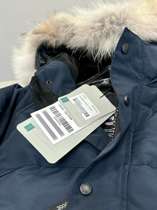 カナダグース「Canada Goose」秋冬フード付きダウンコート