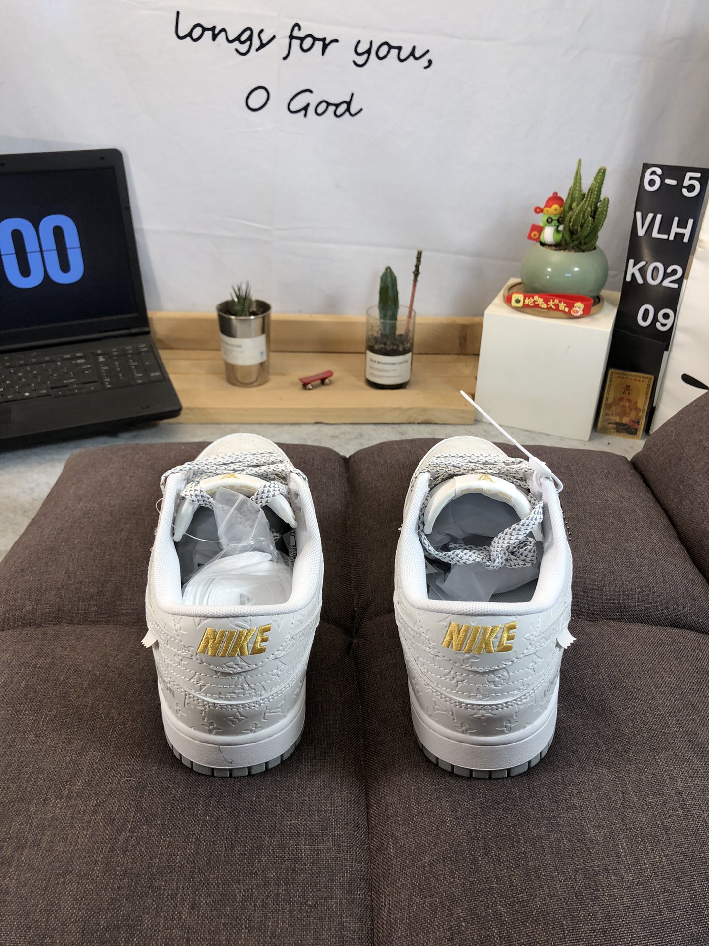 ナイキ「Nike」LV x NIKEコラボレーション SBダンク ロー カジュアルスニーカー