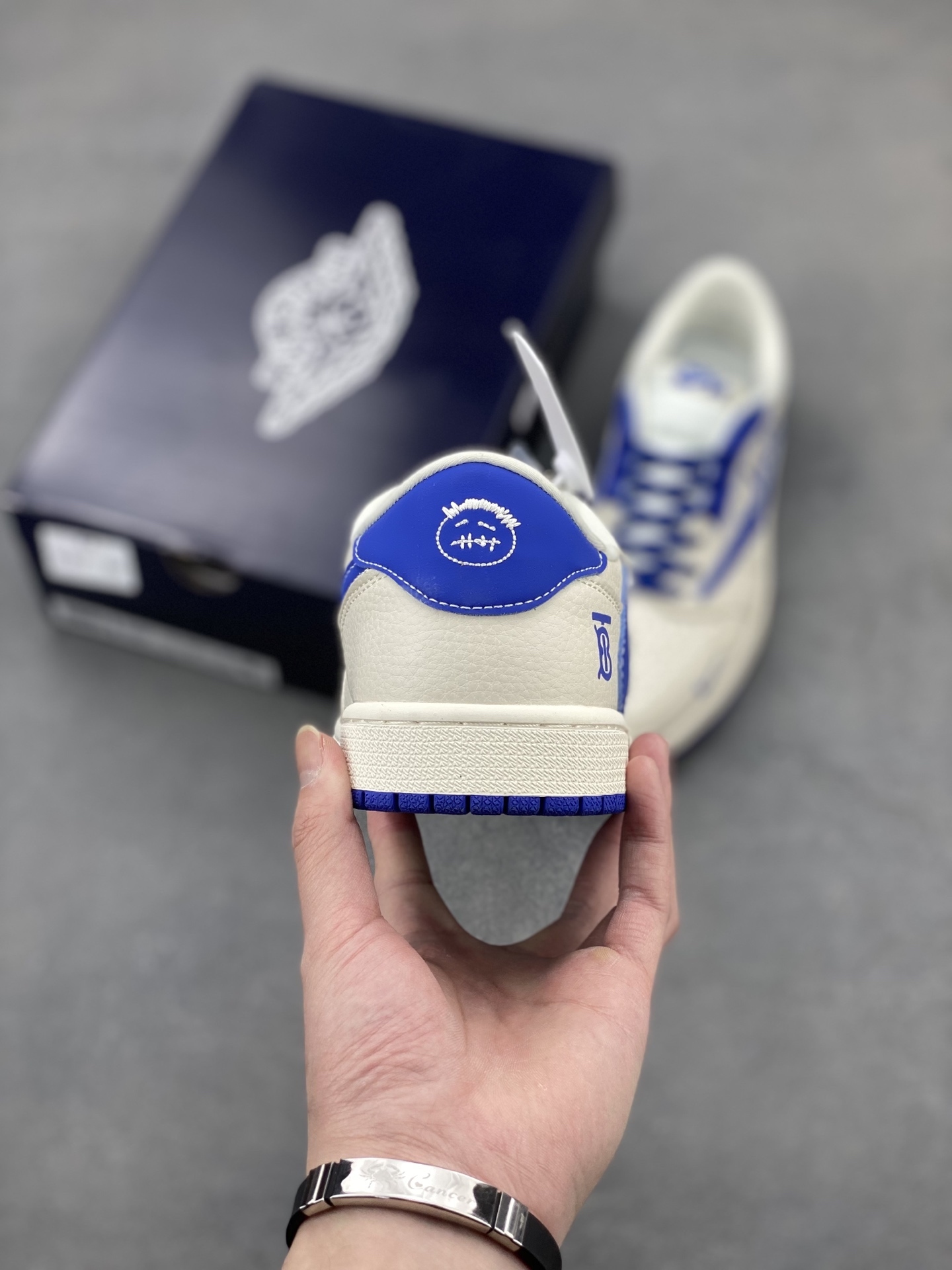 ナイキ「Nike」ク ロー カジュアルスニーカー