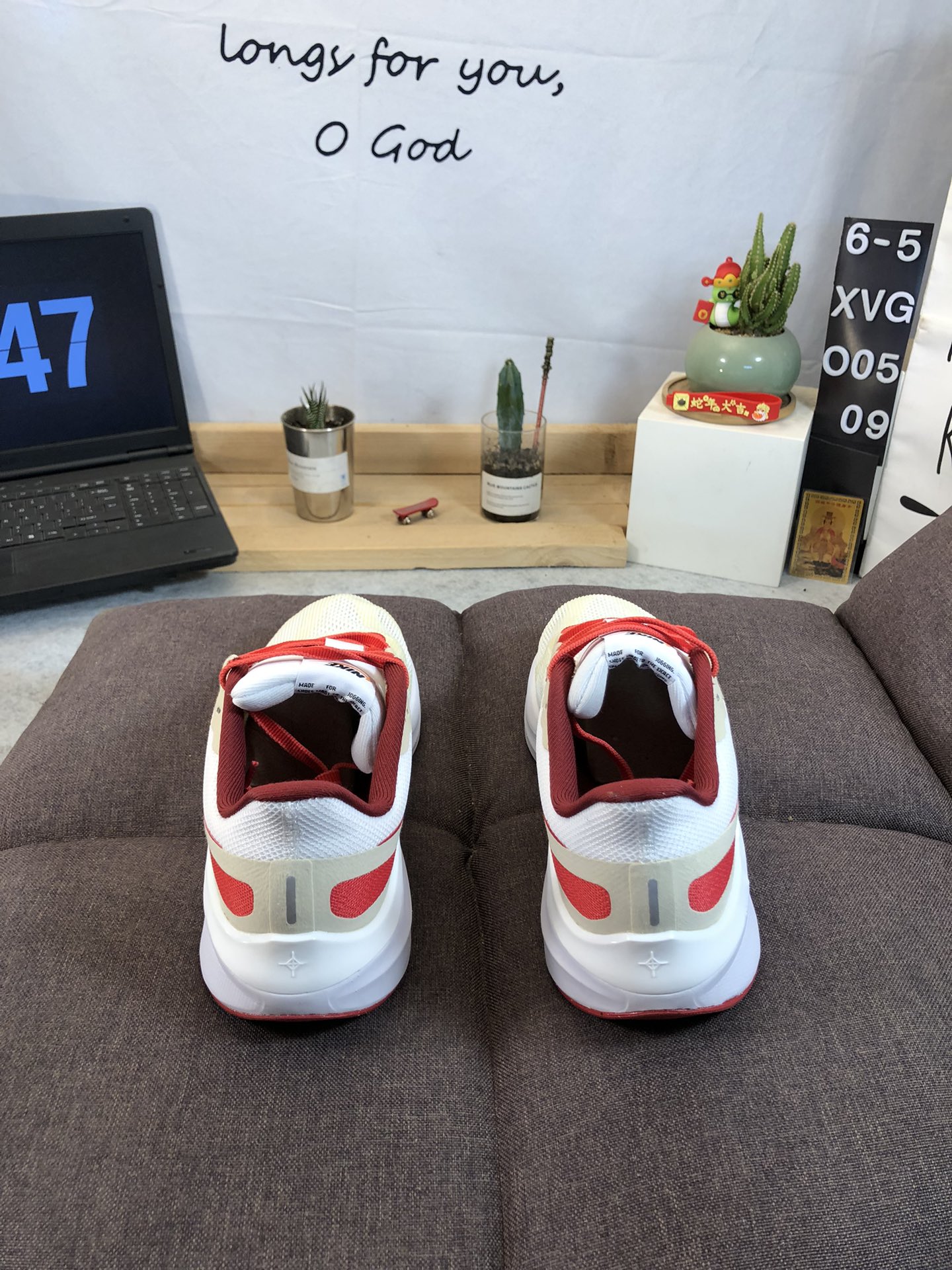 ナイキ「Nike」ク ロー カジュアルスニーカー