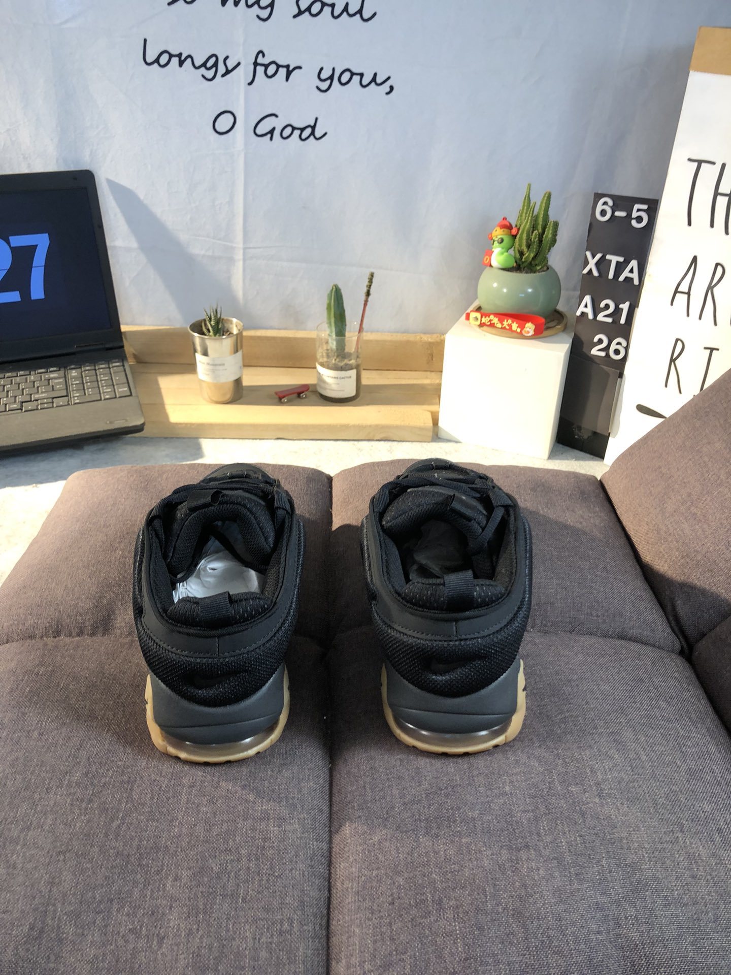 ナイキ「Nike」ク ロー カジュアルスニーカー