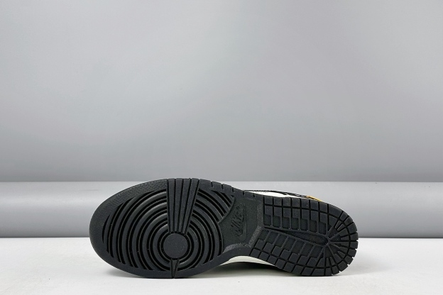 ナイキ「Nikeアライアンス製品 ク ロー カジュアルスニーカー