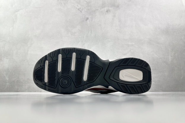 ナイキ「Nike」アライアンス製品 ク ロー カジュアルスニーカー