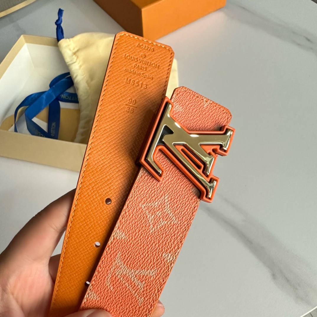 ルイ・ヴィトン「Louis Vuitton」ベルト･LV イニシャル 40MM リバーシブル
