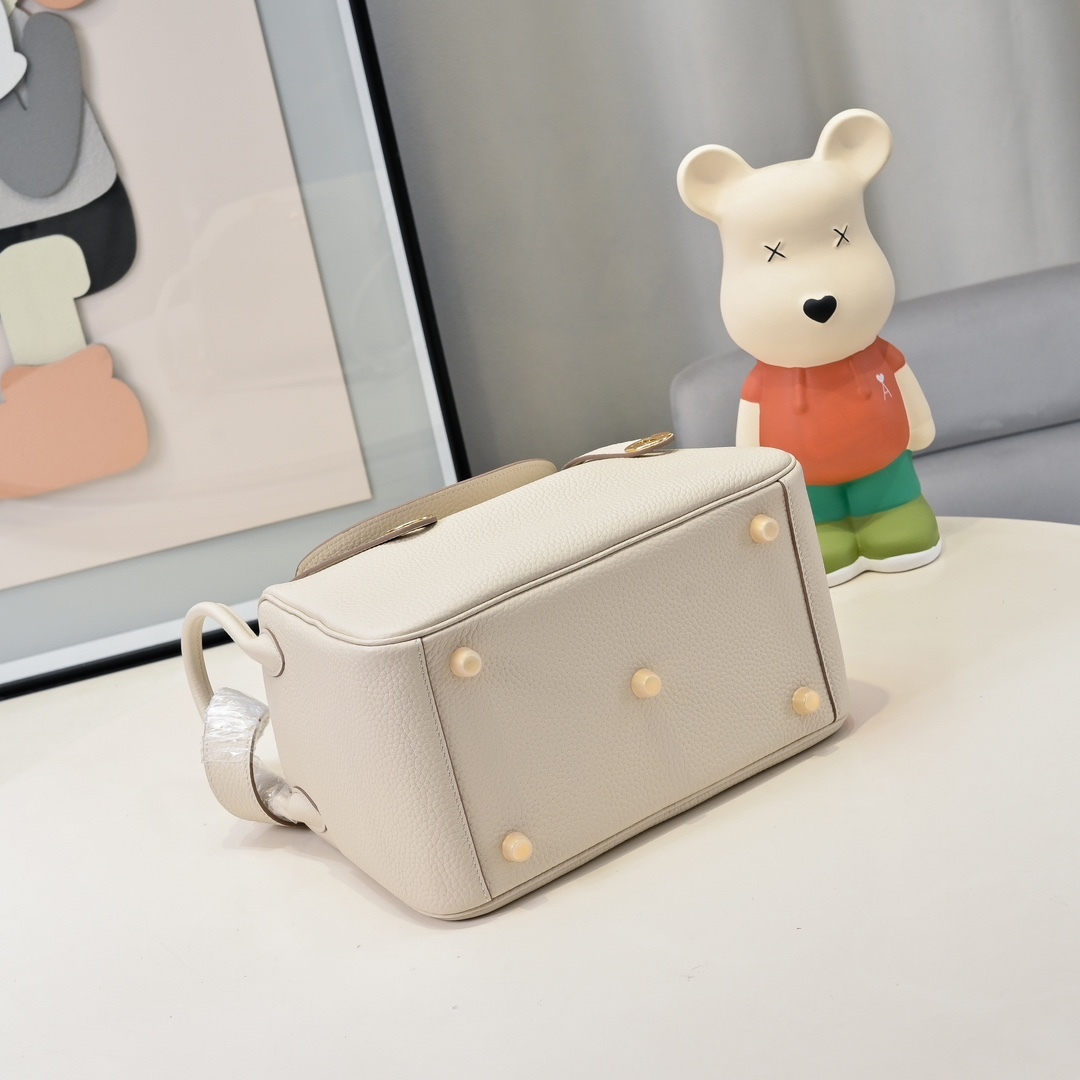 エルメス「Hermès」Lindy 26 エヴェールレザーバッグ