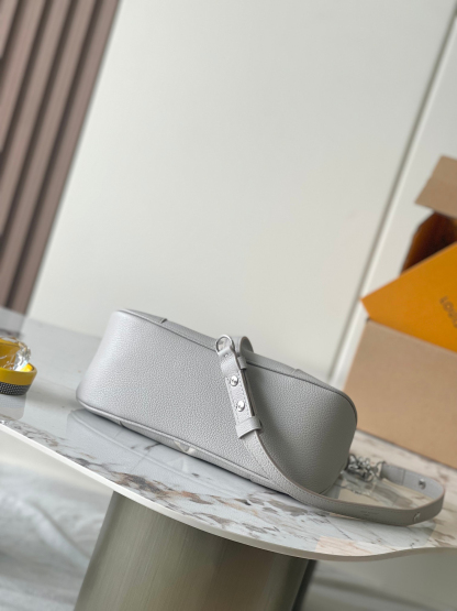 ルイ・ヴィトン「Louis Vuitton」Boulogne 芋泥乳色 ハンドバッグ