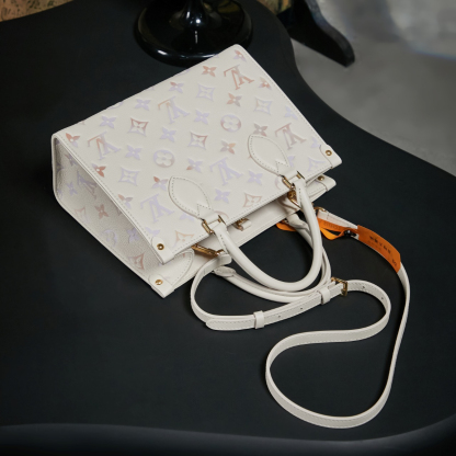 ルイ・ヴィトン「Louis Vuitton」オンザゴー PM