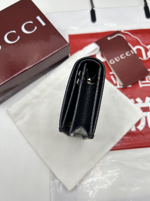 グッチ「Gucci」 〔プチ マーモント〕レザー 三つ折りウォレット