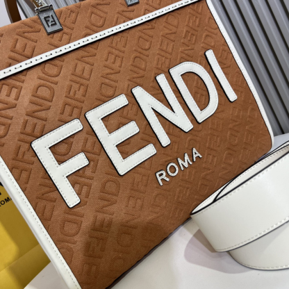 フェンディ「Fendi」Sunshine FF ファブリック ミディアムトートバッグ
