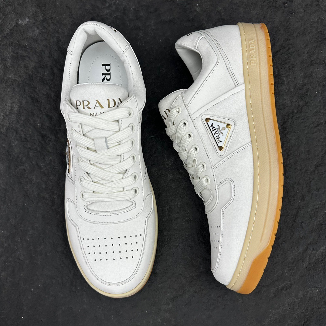 プラダ［Prada］ Downtown レザースニーカー