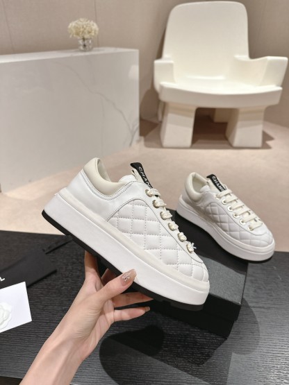 シャネル［Chanel］ 2024 パステルカラー スニーカー ローカット