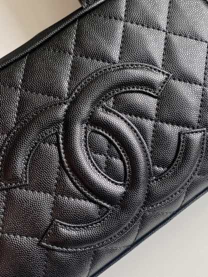 シャネル「Chanel」Vintage Medallion ハンドバッグ