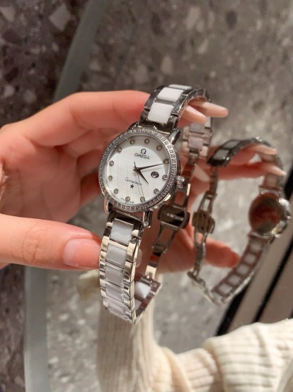 オメガ［Omega］ デ・ヴィル ディーフライ シリーズ レディース クォーツ ワッチ30MM
